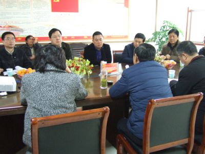 縣政府常務(wù)副縣長(cháng)曹紅斌、金融辦主任靳林冬來(lái)金泉科技考察新三板掛牌上市工作